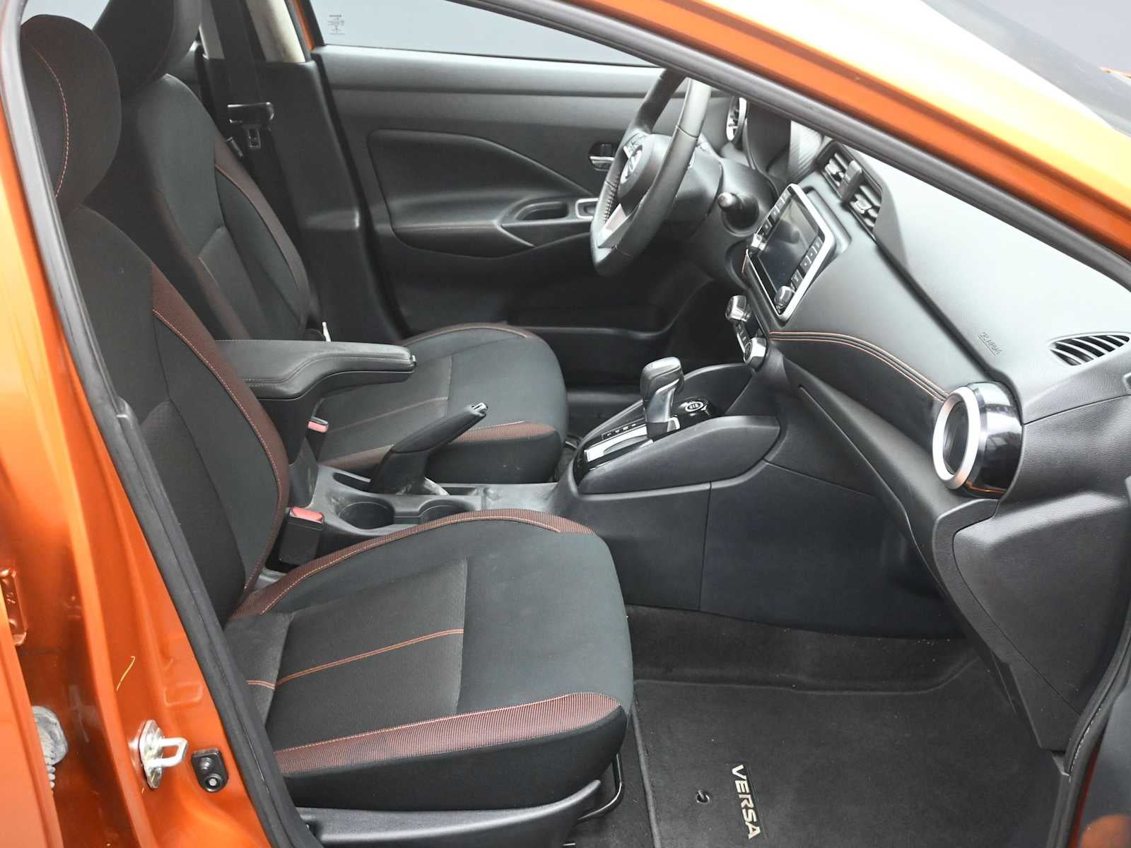 2021 Nissan Versa SR