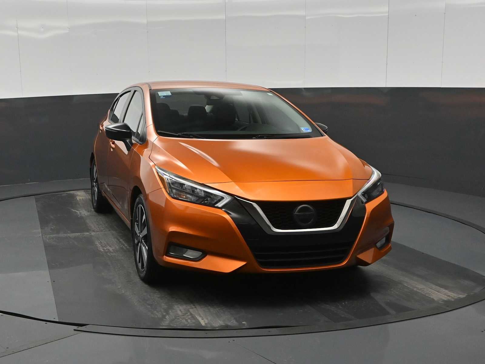 2021 Nissan Versa SR