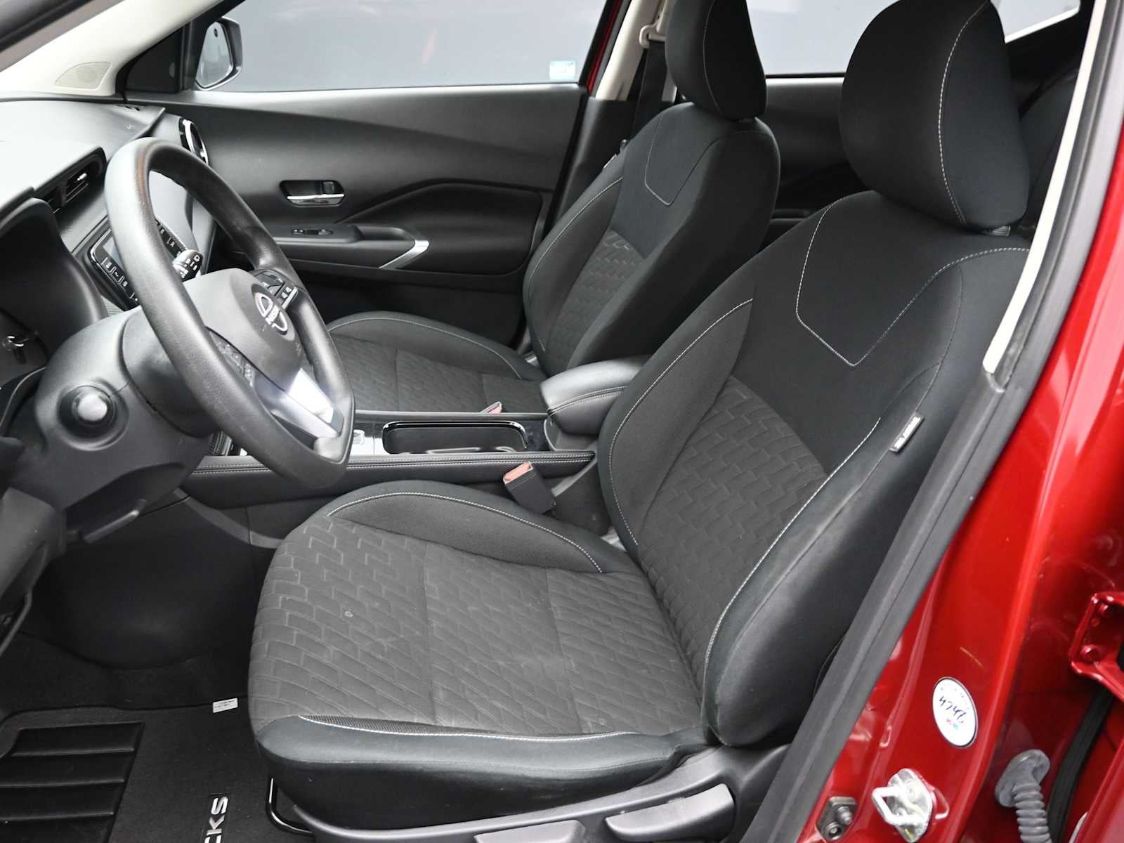 2022 Nissan Kicks SV