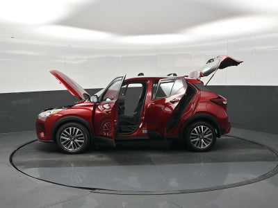 2022 Nissan Kicks SV