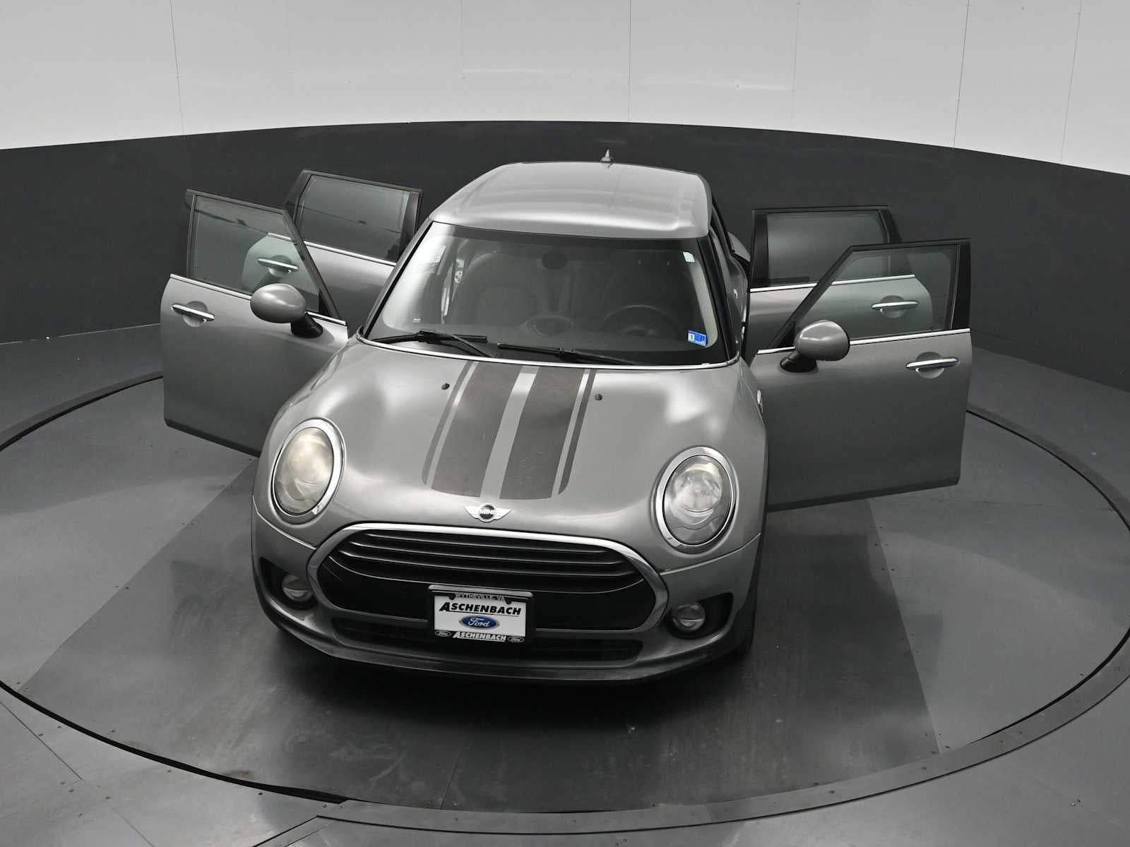 2018 MINI Clubman Cooper