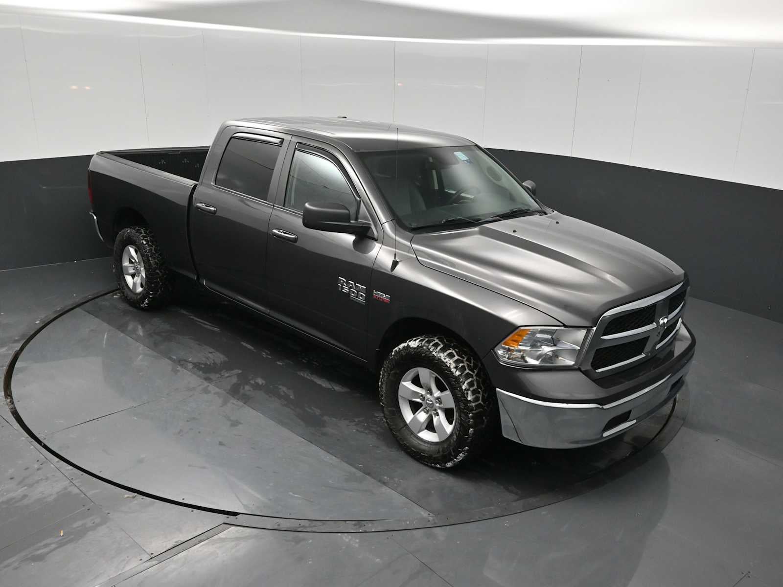 2021 RAM 1500 Classic SLT
