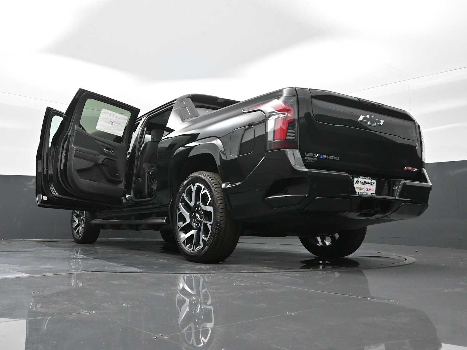2024 Chevrolet Silverado EV RST