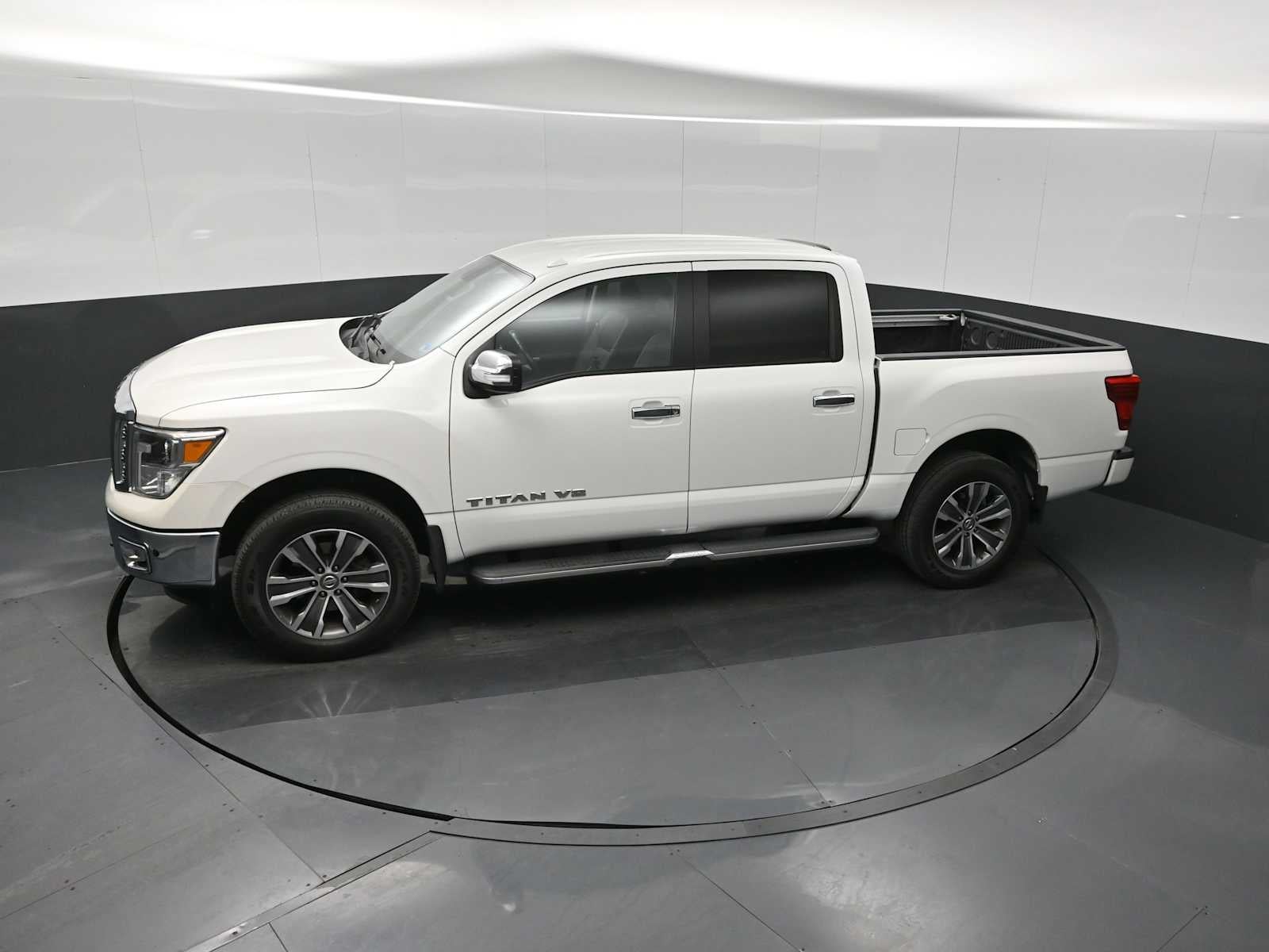 2019 Nissan Titan SL
