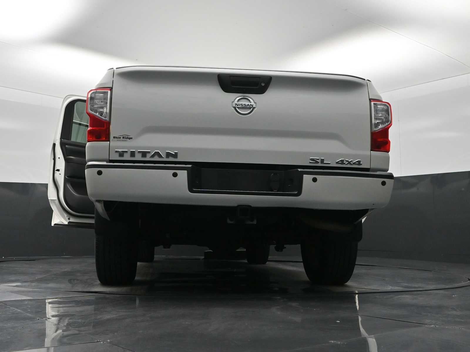 2019 Nissan Titan SL