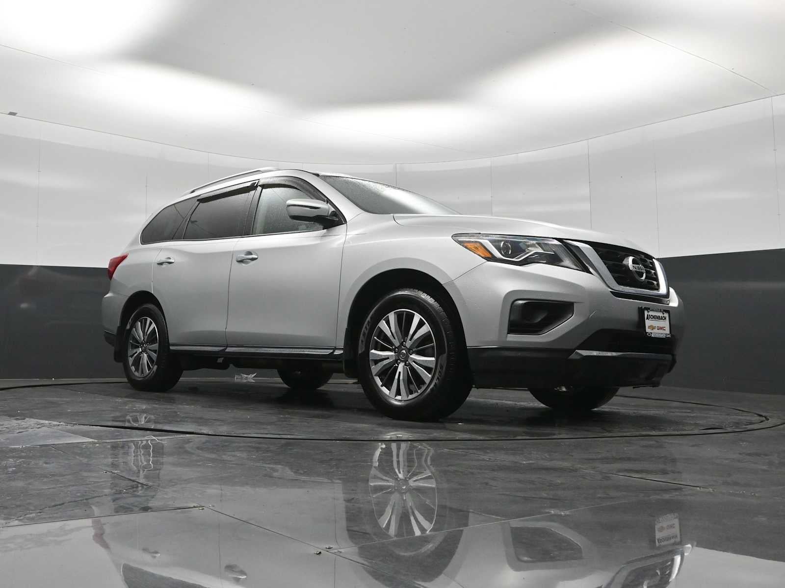 2019 Nissan Pathfinder S