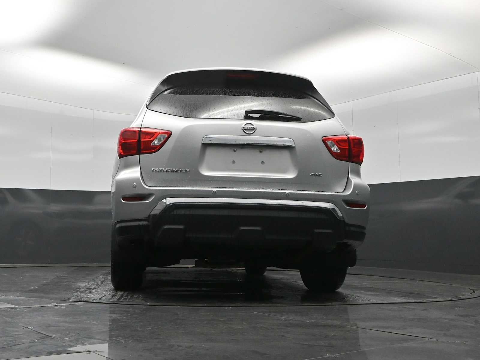 2019 Nissan Pathfinder S