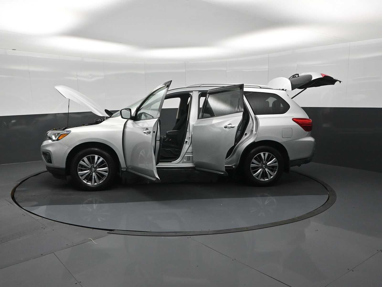 2019 Nissan Pathfinder S
