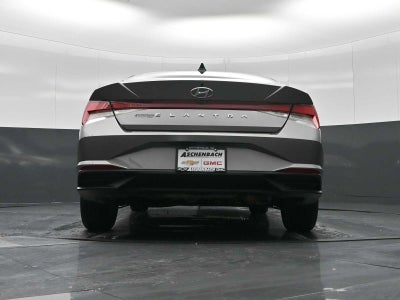 2022 Hyundai Elantra SEL