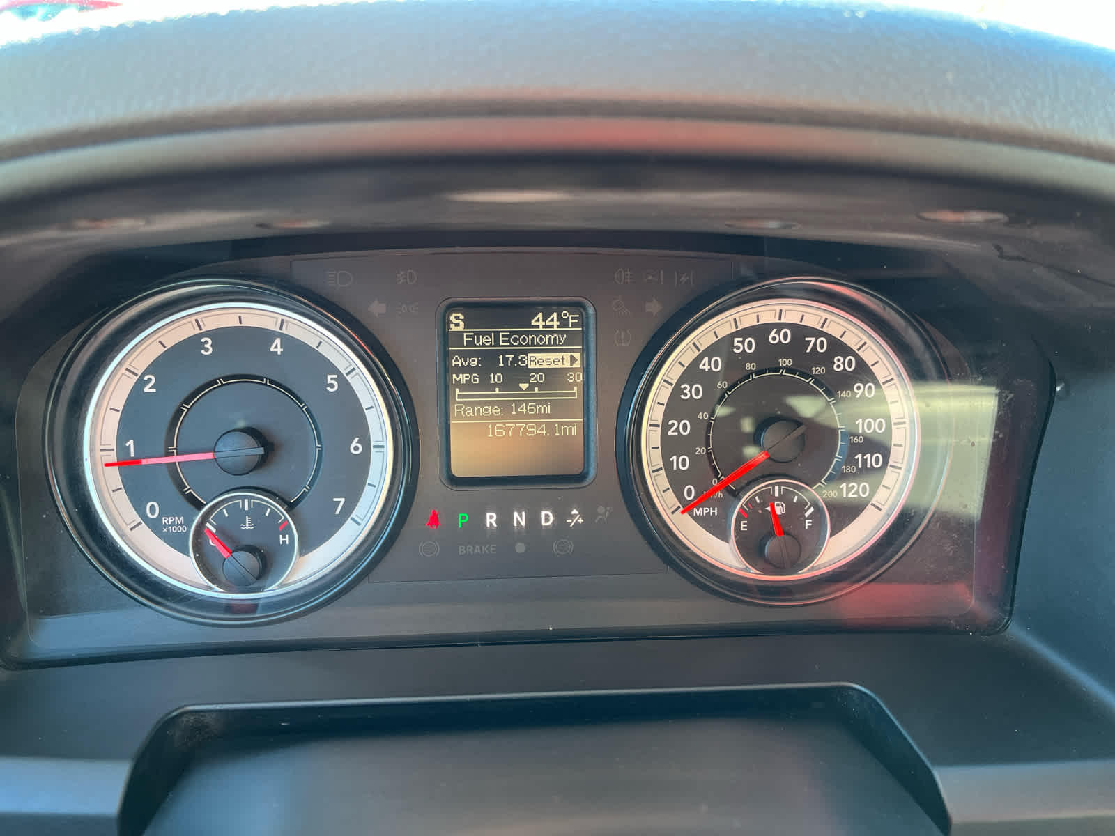 2017 RAM 1500 SLT Quad Cab 4x4 6'4' Box