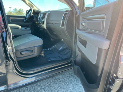 2017 RAM 1500 SLT Quad Cab 4x4 6'4' Box