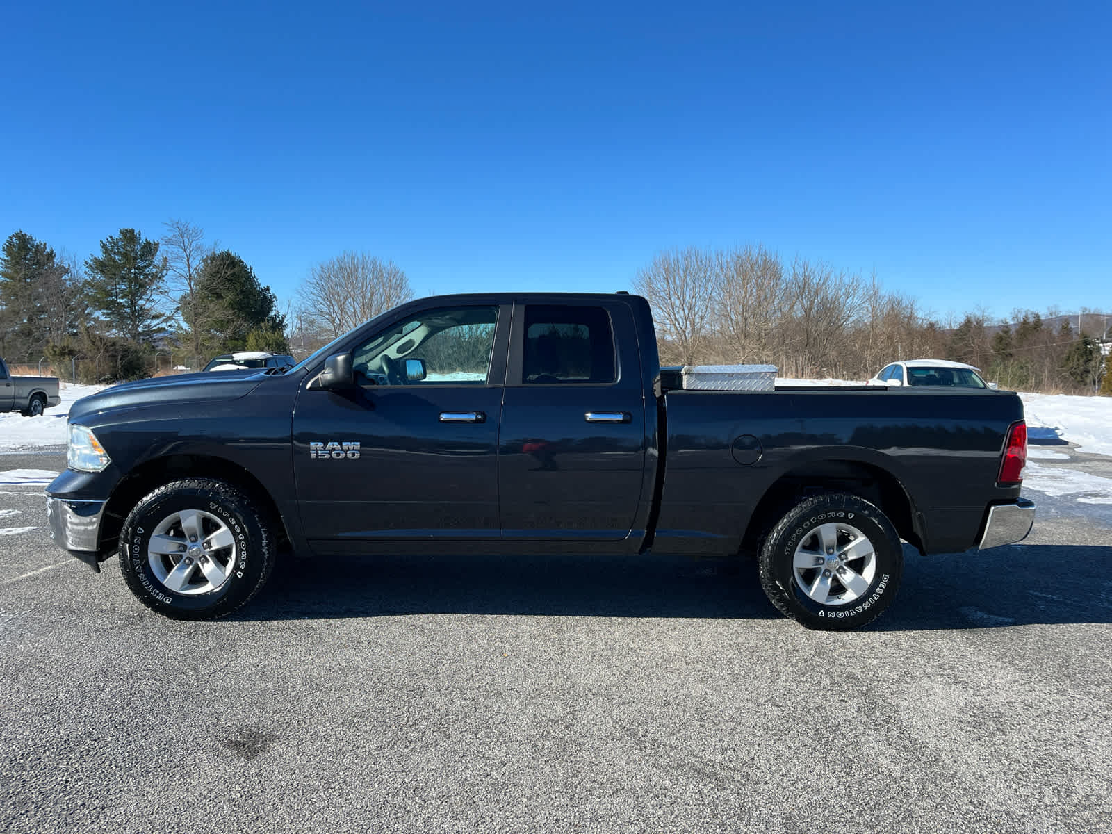 2017 RAM 1500 SLT Quad Cab 4x4 6'4' Box