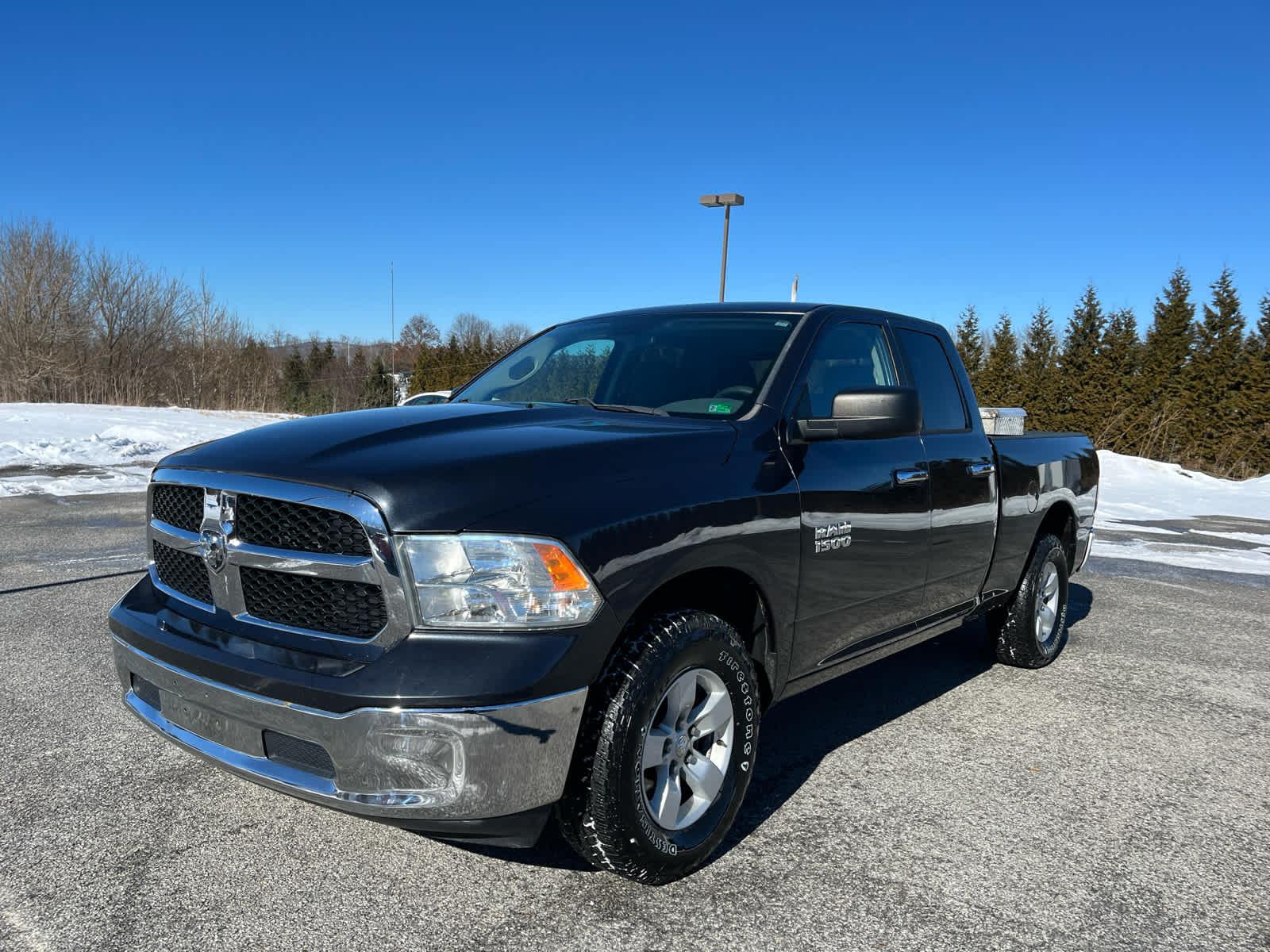 2017 RAM 1500 SLT Quad Cab 4x4 6'4' Box
