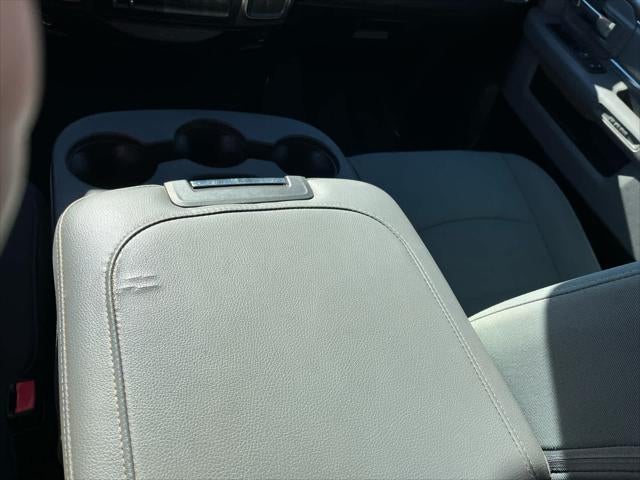 2017 RAM 1500 SLT Quad Cab 4x4 6'4' Box