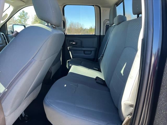 2017 RAM 1500 SLT Quad Cab 4x4 6'4' Box