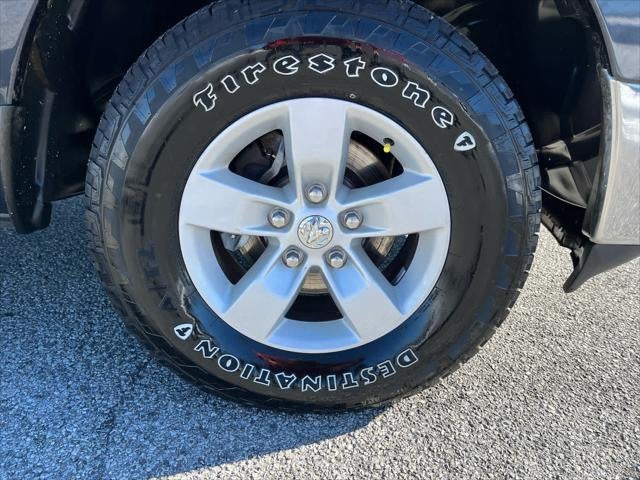 2017 RAM 1500 SLT Quad Cab 4x4 6'4' Box