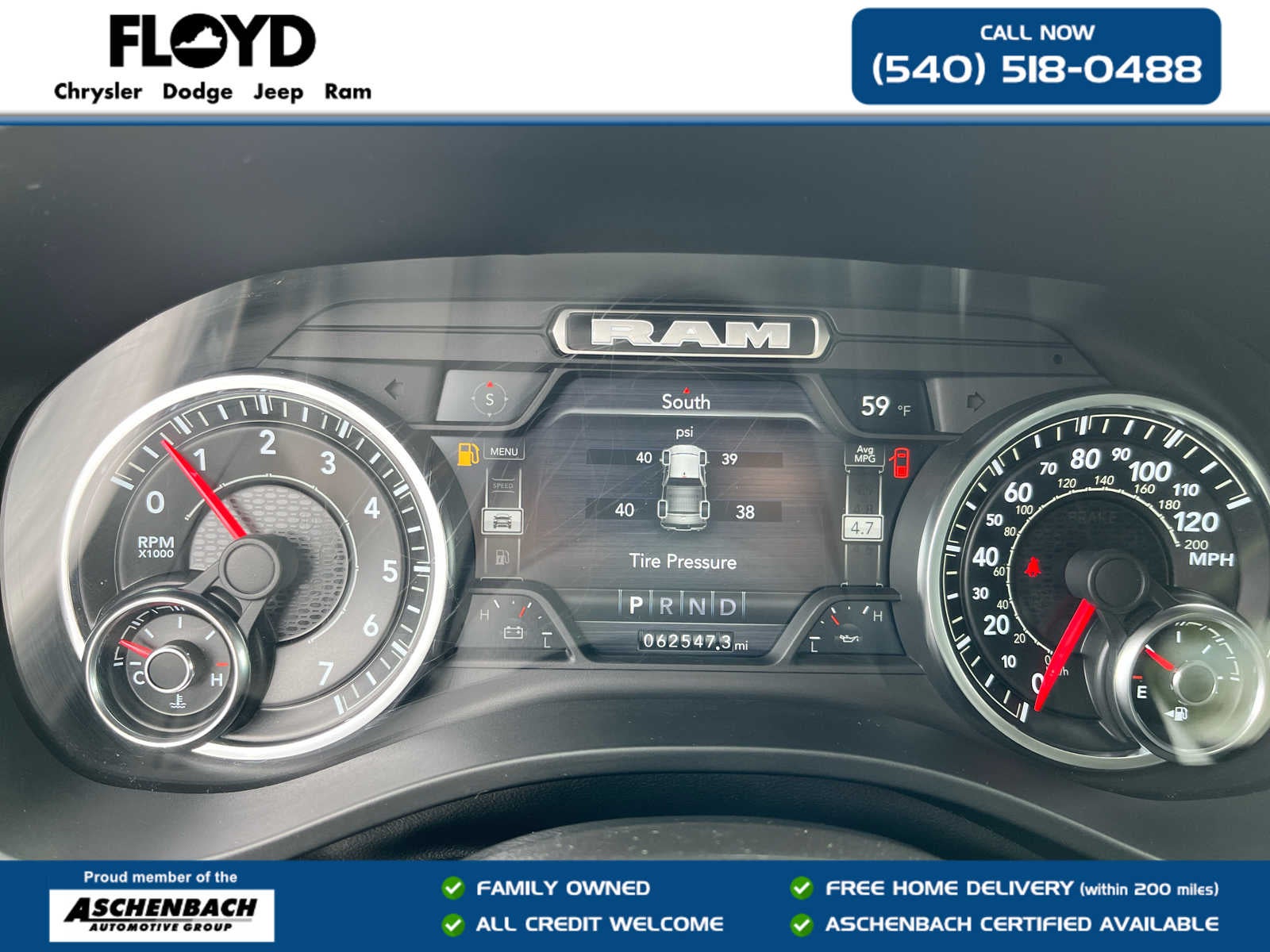 2022 RAM 1500 Laramie Crew Cab 4x4 5'7' Box