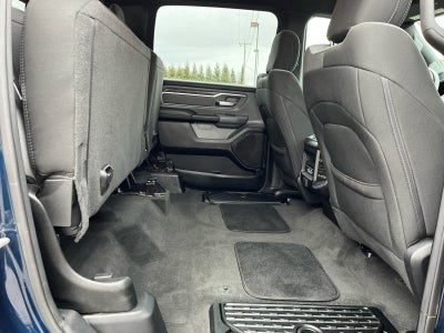 2021 RAM 1500 Big Horn Crew Cab 4x4 6'4' Box