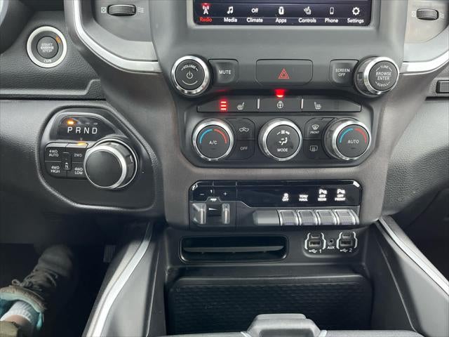 2021 RAM 1500 Big Horn Crew Cab 4x4 6'4' Box