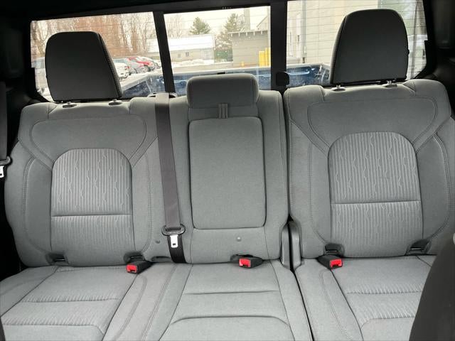 2021 RAM 1500 Big Horn Crew Cab 4x4 6'4' Box