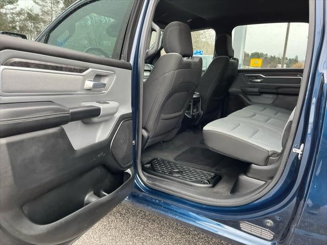 2021 RAM 1500 Big Horn Crew Cab 4x4 6'4' Box