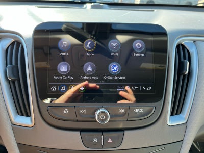 2022 Chevrolet Malibu FWD 1FL