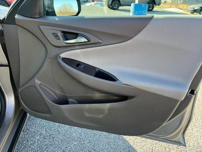 2022 Chevrolet Malibu FWD 1FL