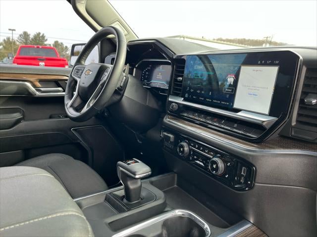 2024 Chevrolet Silverado 1500 4WD Crew Cab Standard Bed LT