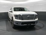 2019 Nissan TITAN SL