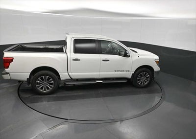 2019 Nissan TITAN SL