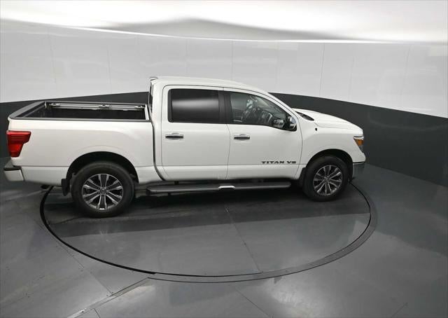 2019 Nissan TITAN SL