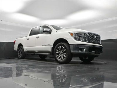 2019 Nissan TITAN SL