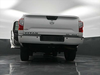 2019 Nissan TITAN SL