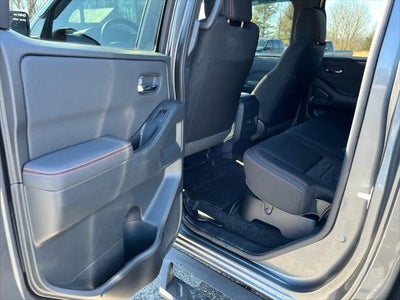 2024 Nissan Frontier Crew Cab PRO-4X 4x4