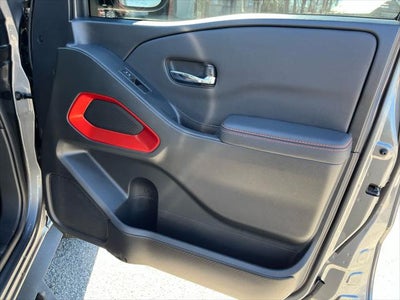 2024 Nissan Frontier Crew Cab PRO-4X 4x4