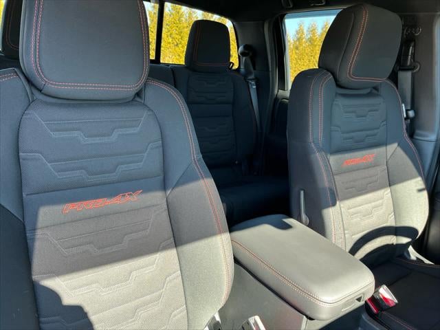 2024 Nissan Frontier Crew Cab PRO-4X 4x4