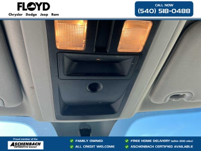 2022 RAM 1500 Classic Tradesman Crew Cab 4x4 5'7' Box