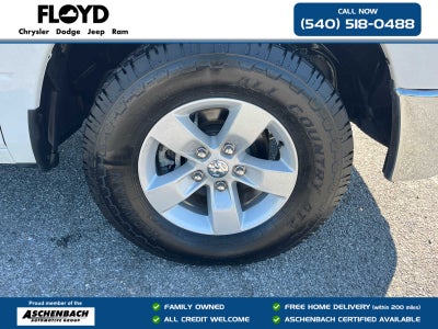 2022 RAM 1500 Classic Tradesman Crew Cab 4x4 5'7' Box