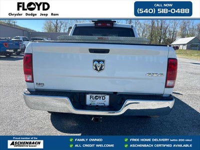 2022 RAM 1500 Classic Tradesman Crew Cab 4x4 5'7' Box