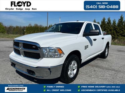 2022 RAM 1500 Classic Tradesman Crew Cab 4x4 5'7' Box