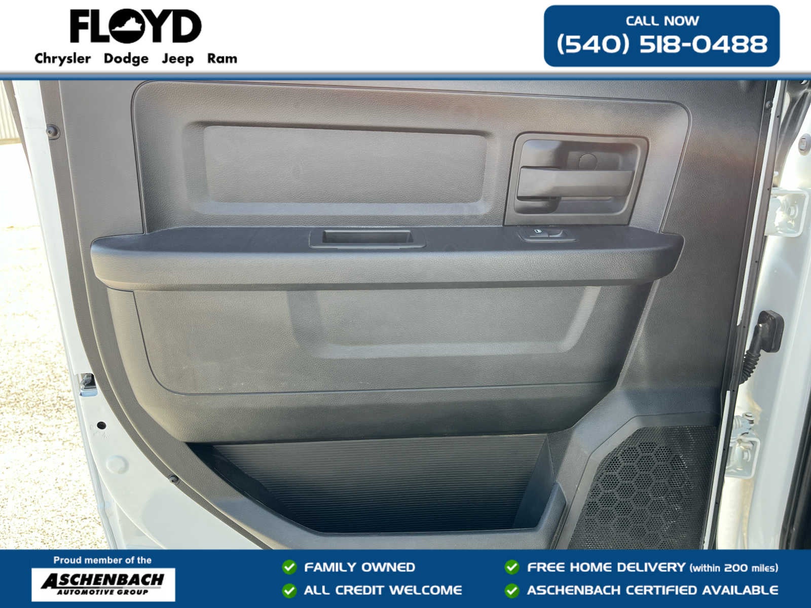 2023 RAM 1500 Classic Tradesman Crew Cab 4x4 5'7' Box