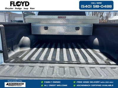 2023 RAM 1500 Classic Tradesman Crew Cab 4x4 5'7' Box