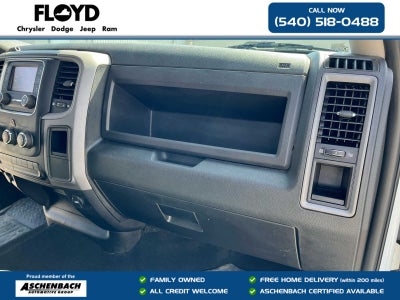 2023 RAM 1500 Classic Tradesman Crew Cab 4x4 5'7' Box