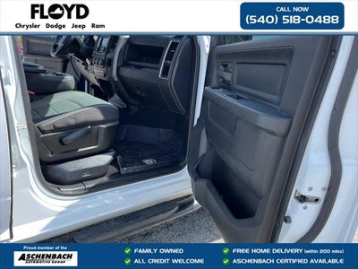 2023 RAM 1500 Classic Tradesman Crew Cab 4x4 5'7' Box