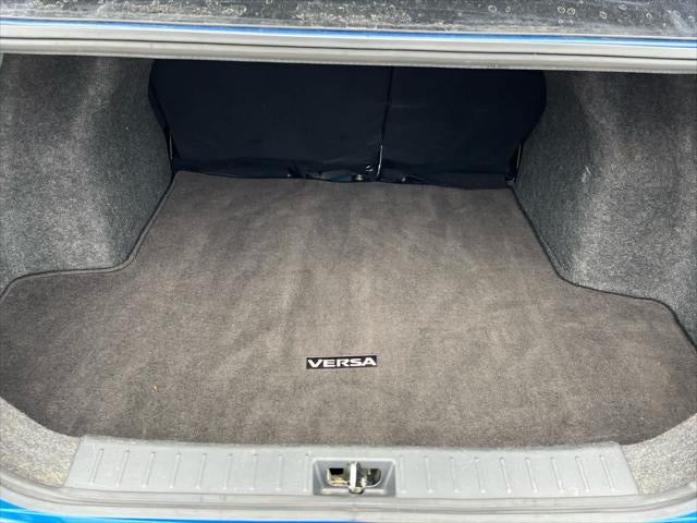 2021 Nissan Versa SV Xtronic CVT